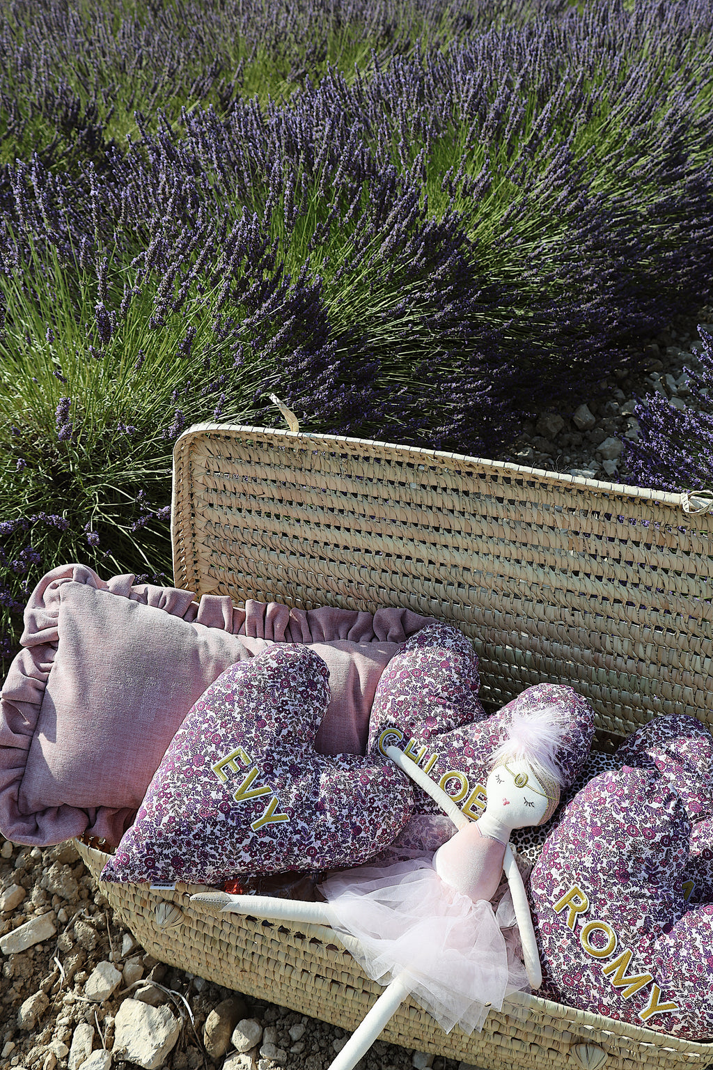 Le coussin coeur fleuri