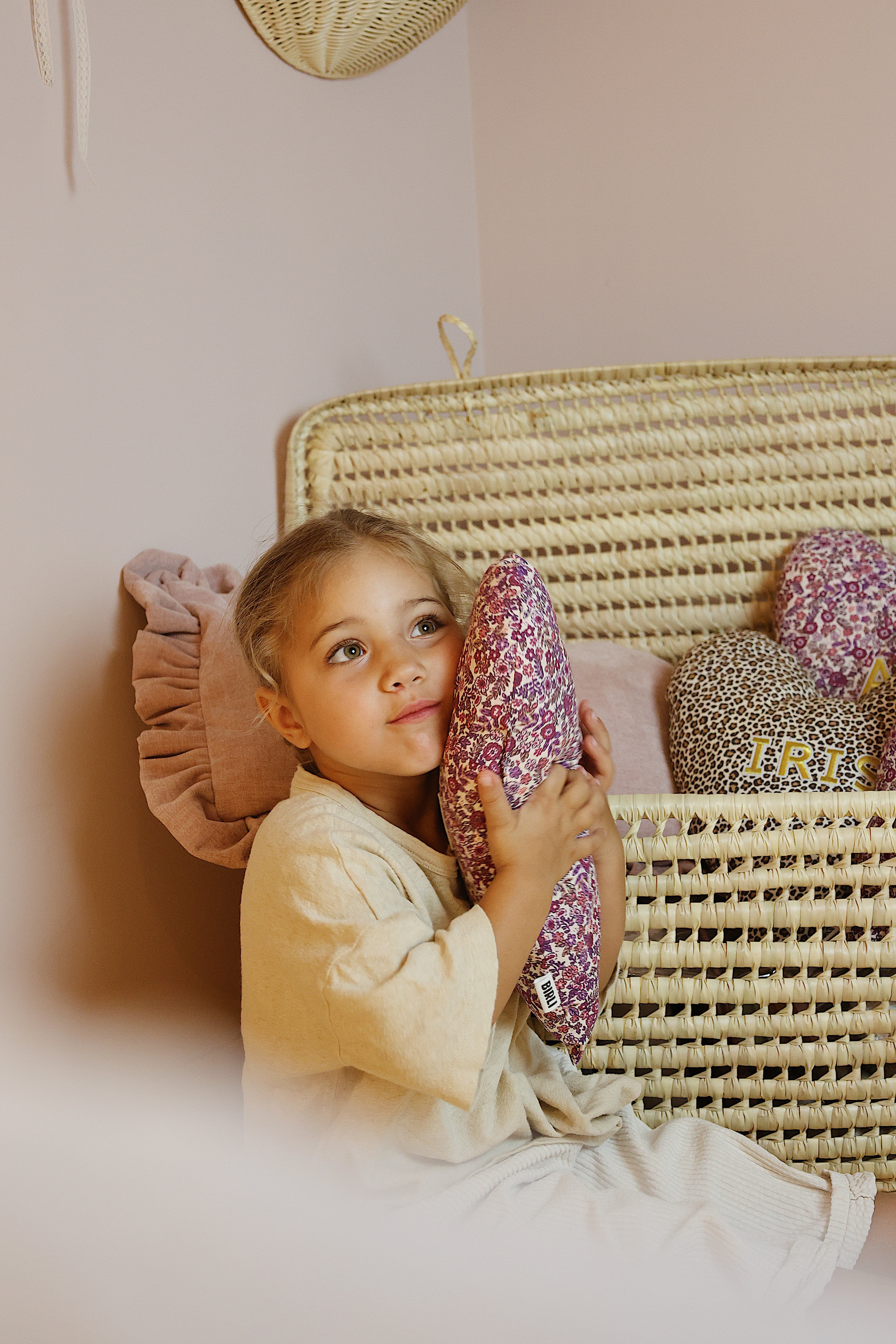 Le coussin coeur fleuri